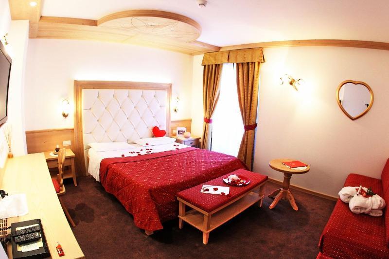 Cavallino Lovely Hotel Andalo Eksteriør billede